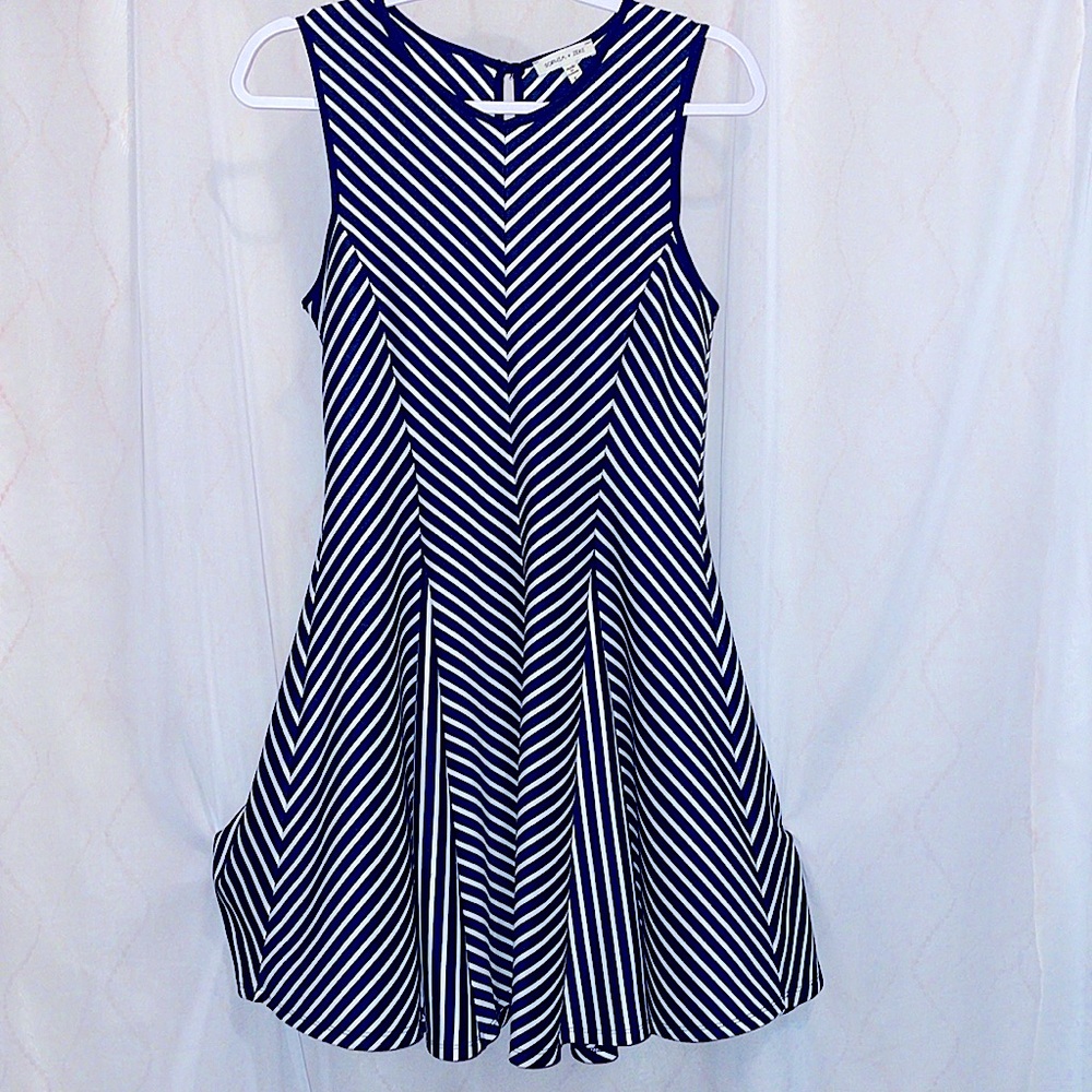 Sophia and Zeke Blue and White Chevron Pattern Fit and Flair Dress Sz.L